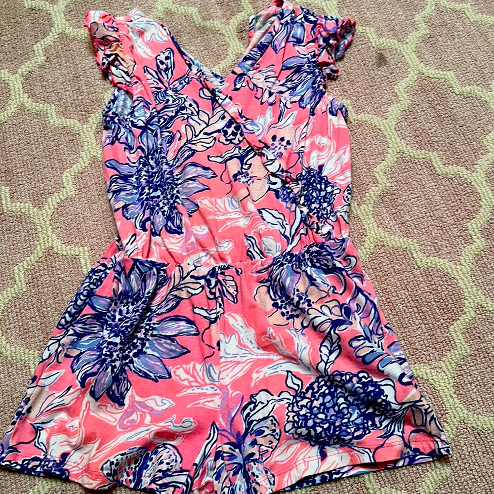 Lily Pulitzer romper girls size XL (12-14) button missing at clasp